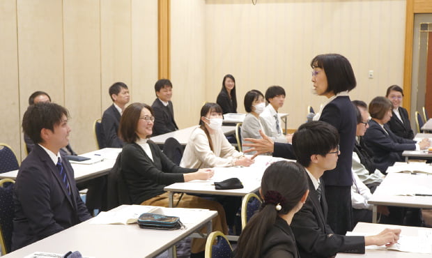 参考写真：講義・演習Ⅰ,Ⅱ,Ⅲ,Ⅳ